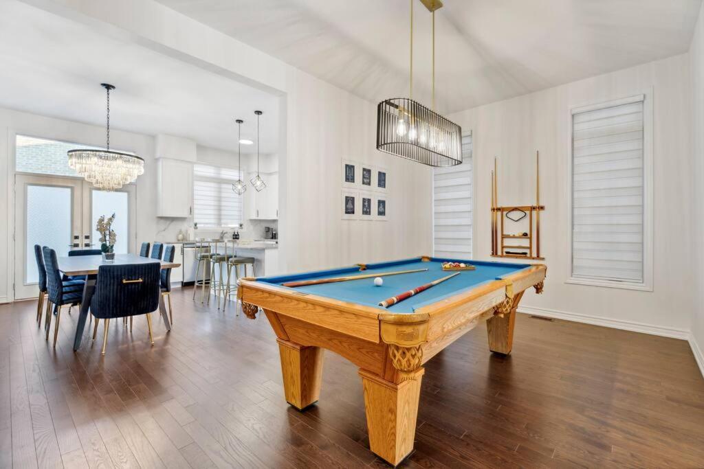 Barrie Luxe, Pool Table 6 Bedroom 6 Ba Custom Design A+ Location ภายนอก รูปภาพ